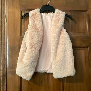 Soft pink true craft vest 
Size XL Girls